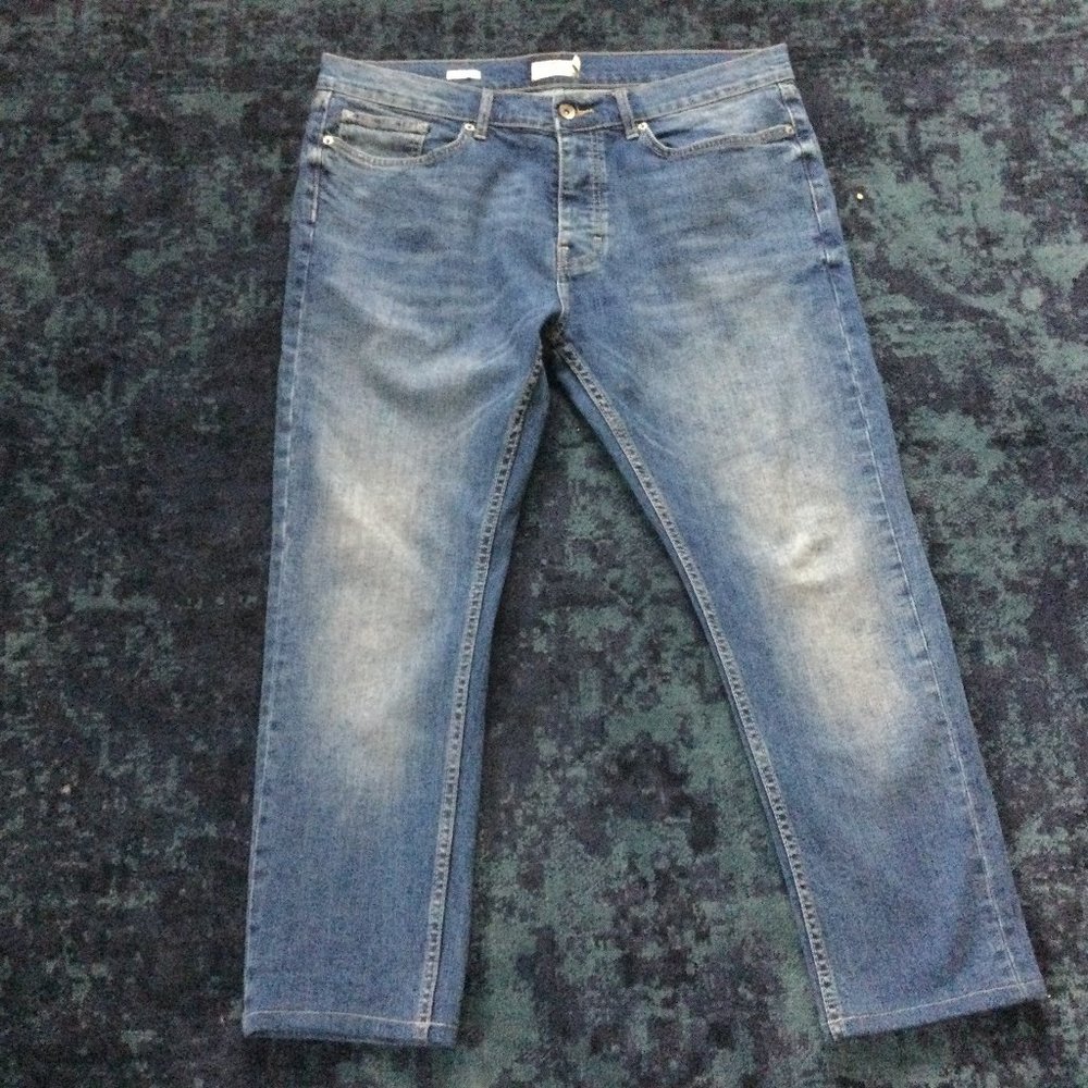 Topman Stretch Skinny Jean Men's 36 x 26 inseam. Button Fly Hemmed Medium wash